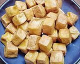 Foto langkah ke 1 dari resep Stir Fry Chicken Tofu.