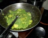 A picture of step 4 of Peas curry or nimona.