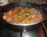 Foto del paso 5 de la receta: Conejo con tomate y robellones
