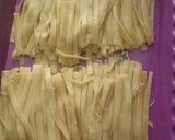 Foto langkah ke 2 dari resep Stik bawang keju.