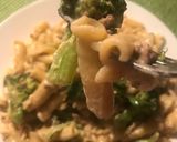 A picture of step 4 of Pasta with white sauceمعكرونة بالصلصة البيضاء.