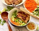 Vietnamese Noodle with Lemongrass Chicken recipe step 5 photo