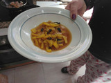 Arroz con pétalos de rosa