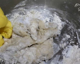 Foto langkah ke 3 dari resep Donat | Tanpa Telur, Tanpa Susu, Tanpa Mixer & 1x Proofing.