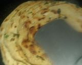A picture of step 4 of Garlic Butter Lachha Paratha.