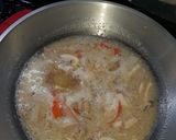 รูปขั้นตอนการทำที่ 2 ของ ผัดเห็ดอกไก่ปูอัด