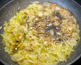 Foto del paso 1 de la receta: Solomillo de cerdo sobre cebolla caramelizada