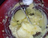 A picture of step 5 of Custard cookies cooking pots.