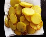 A picture of step 1 of Potato Moussaka.