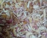 A picture of step 2 of Kofta e rogan.