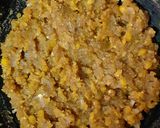 A picture of step 2 of Meetha paratha.