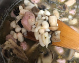 Foto del paso 4 de la receta: Judías blancas con setas y longaniza de pollo