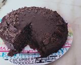 A picture of step 8 of Oreo biscuit cake.