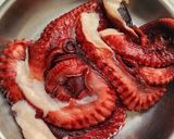 Foto langkah ke 1 dari resep Gurita Chili Padi.
