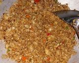 Foto langkah ke 6 dari resep Nasi Goreng Kampoeng sederhana.