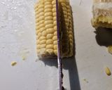 A picture of step 2 of Sweet corn on the cob "ribs".