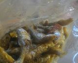 Foto langkah ke 2 dari resep Ikan bilih balado terung.