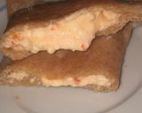 Feta sajttal töltött pestos házi ravioli, tejszínes gombával recept fázis 5 fotója