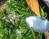 Foto langkah ke 4 dari resep Tumis kangkung.