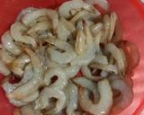 Foto langkah ke 1 dari resep Udang goreng madu wijen.