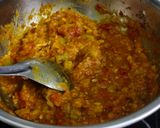 A picture of step 3 of Dudhi bhartha.