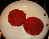 A picture of step 6 of Mike's Garlic Juicy [aka Jucy] Lucy Hamburgers.