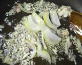 Foto langkah ke 3 dari resep Bola-Bola Daging Sapi Saus Tiram.