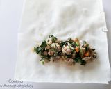 A picture of step 2 of Fried Spring Rolls with Spinach Filling.