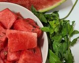 Foto del paso 1 de la receta Sopa fría de sandía y yerbabuena