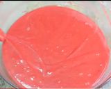 A picture of step 3 of Valentine special cake.
