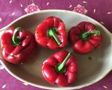 Une image de l'étape 7 de Poivrons rouges farcis bœuf courgettes et basilic.