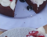 Foto del paso 9 de la receta: Torta De Chocolate Sin Harina Con Crema y Frutas Para Mamá ❤️