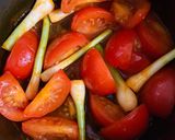Hình bước làm 2 của món Bún riêu