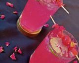 A picture of step 3 of Rose lemon Mojito.