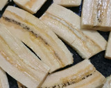 Foto del paso 1 de la receta: Pastel de plátano en la sartén. Con carne y queso mozzarella