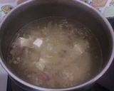 Foto langkah ke 2 dari resep Sop oyong tahu.