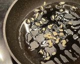 A picture of step 2 of 🧄 Sauteed Green beans with garlic.