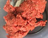 A picture of step 1 of Low Fat Beef Burgers.