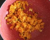 A picture of step 2 of Gajar Halwa Gujiya.