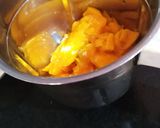 A picture of step 3 of Mango China grass pudding.