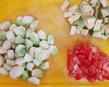 Foto del paso 2 de la receta: Col de Bruselas salteadas con huevo