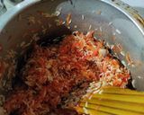 A picture of step 7 of Gur Gajar ke meethe chawal/ (Sweet Jaggery Carrot Rice pudding).