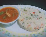 A picture of step 4 of Jalfrezi with fried rice.