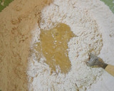 Foto del paso 3 de la receta: Pasta Frola de aceite 🌻 mitad batata y membrillo (sin manteca)