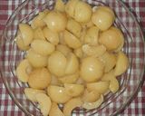A picture of step 1 of Gooseberry ginger juice.