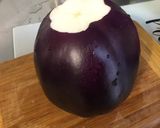 Une image de l'étape 1 de Aubergine violette italienne farcie thon tomates poivron.