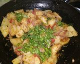 A picture of step 4 of Aloo chat.