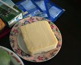 Foto langkah ke 1 dari resep Kuweni Mango Cheesecake.