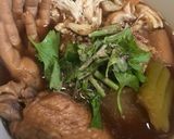 รูปขั้นตอนการทำที่ 5 ของ ก๋วยเตี๋ยวไก่ตุ๋นมะระ