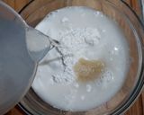 Foto langkah ke 3 dari resep Es Pisang Ijo.